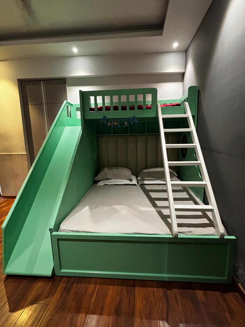 Hydraulic Bed 12